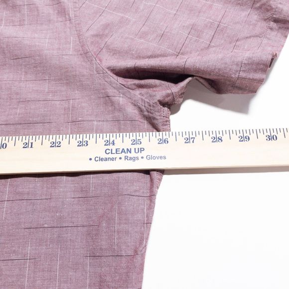 Travis Mathew Button-Up Shirt Men's 2XL Red Geometric Short Sleeve Stretch Wick - Picture 10 of 11